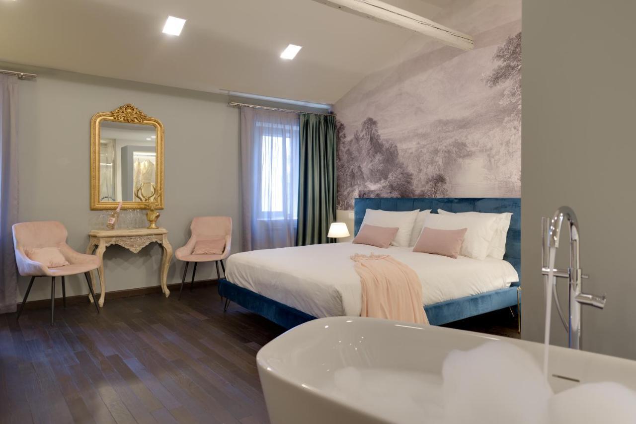 Palazzo Duomo Suites In Udine Center Dış mekan fotoğraf