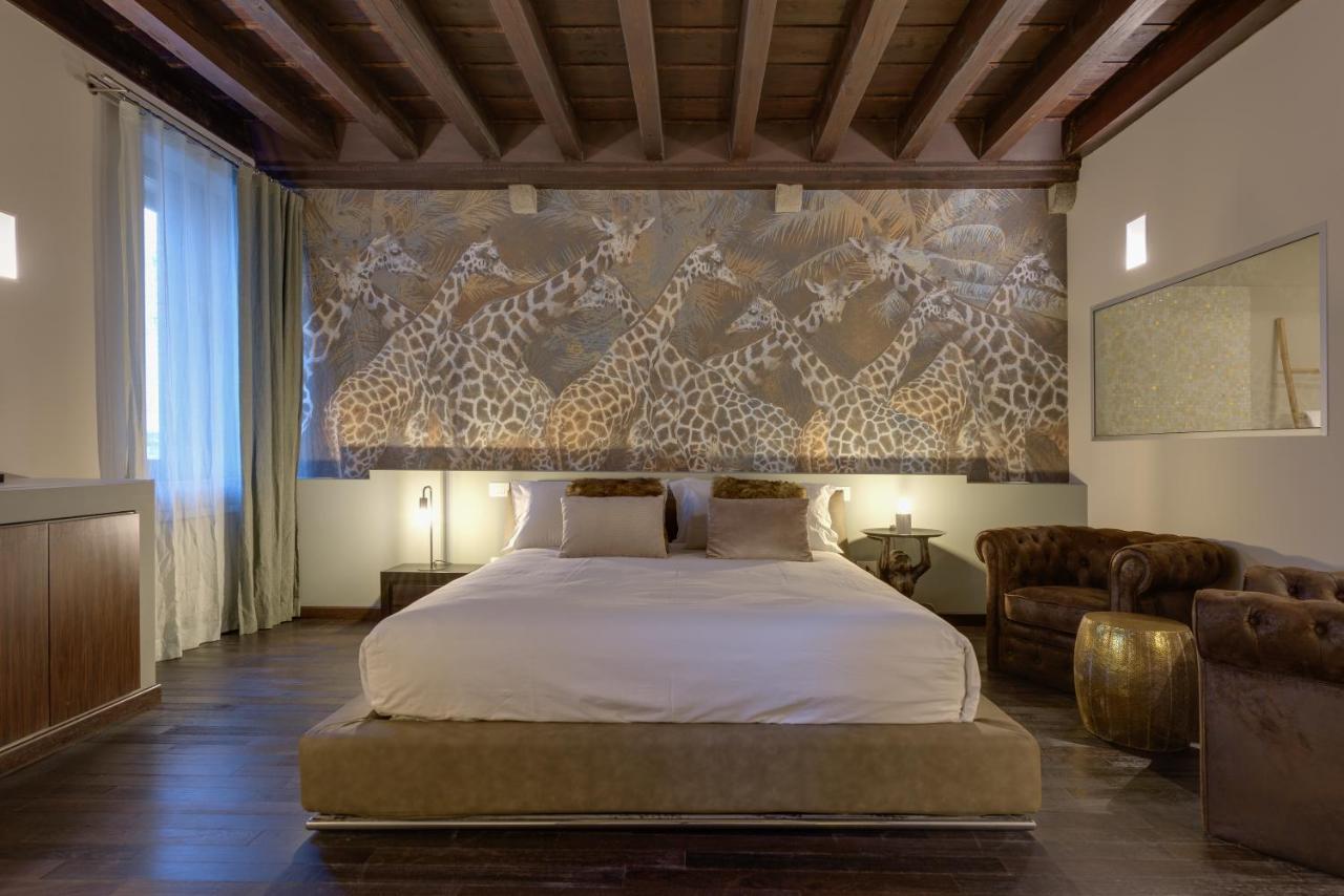 Palazzo Duomo Suites In Udine Center Dış mekan fotoğraf