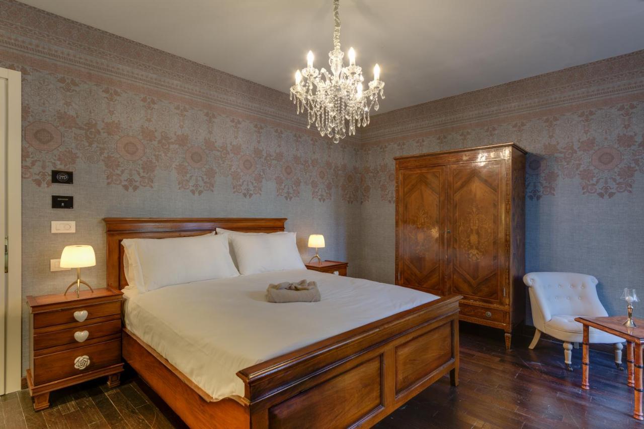 Palazzo Duomo Suites In Udine Center Dış mekan fotoğraf